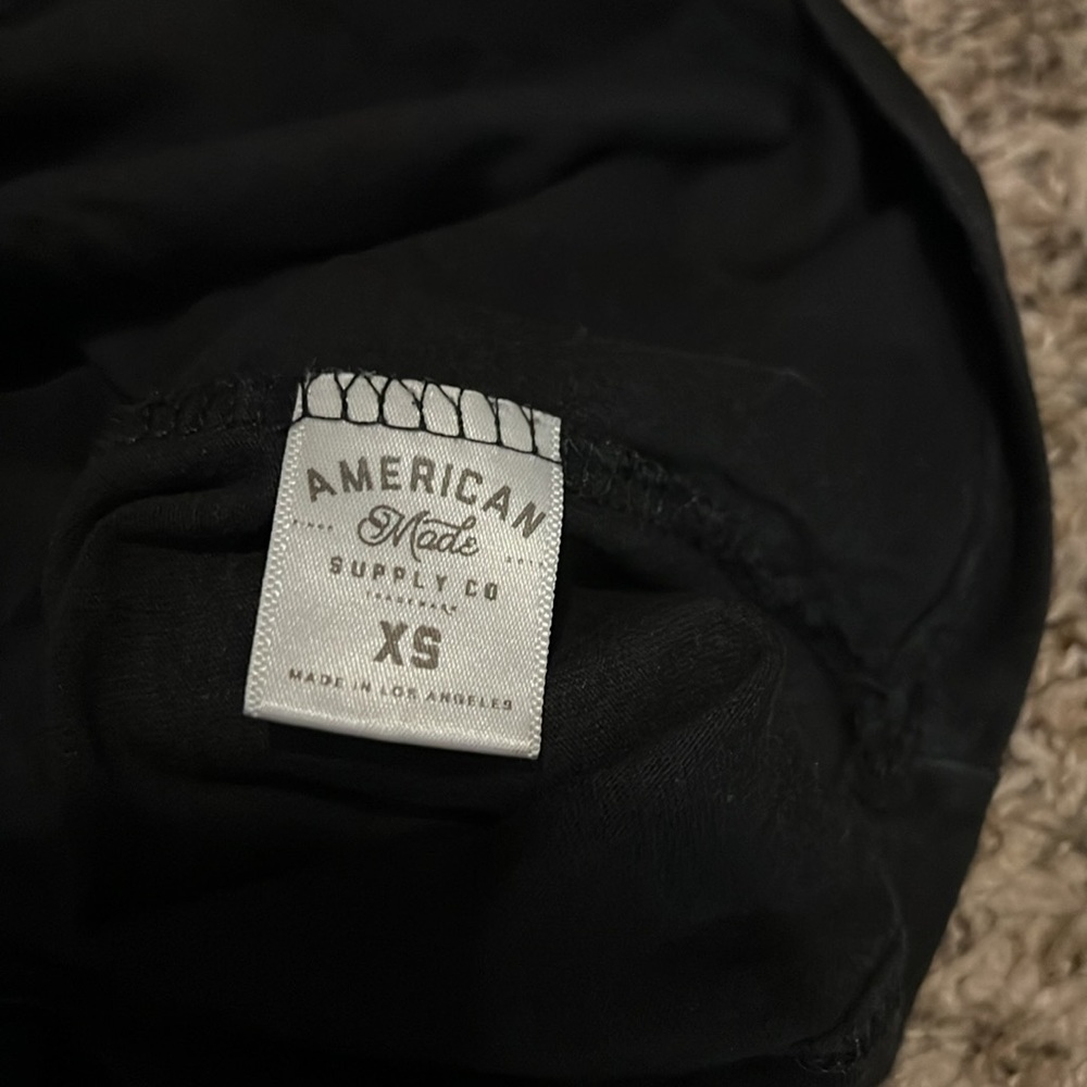 DNB Ronda Rousey T-shirt - Picture 3 of 4